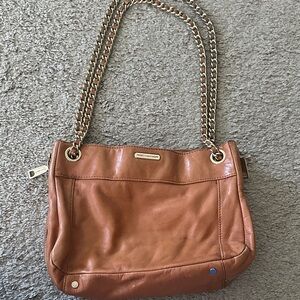 Mi Tan Leather Shoulder Bag